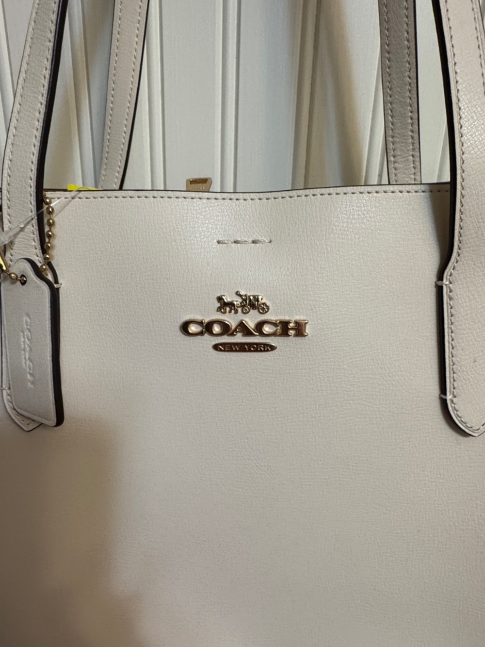 Coach Cream Leather Tote with Gold Logo - Picture 2 of 8